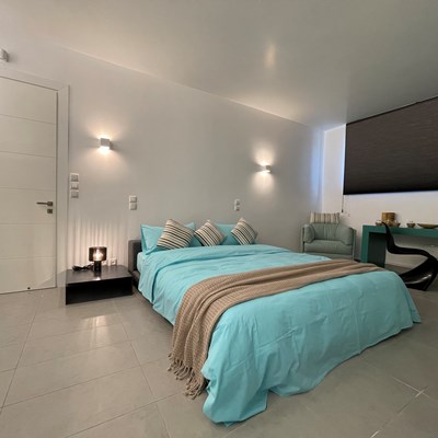 Turquoise Room 1118