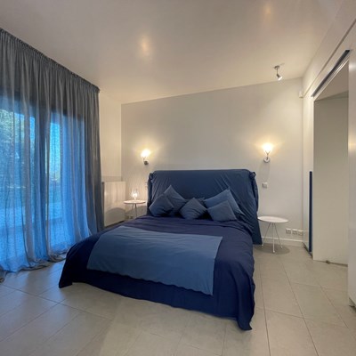 Sapphire Room 1122
